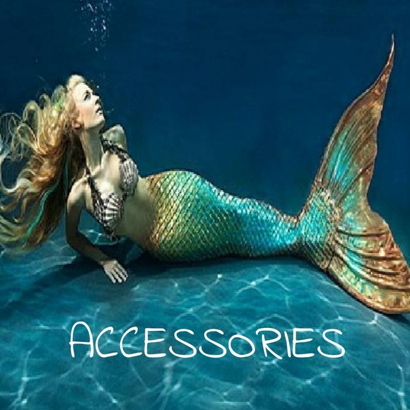 🌺ACCESSORIES🌺 - Picture 1 of 3